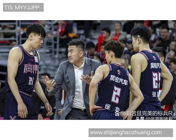 CCTV5直播上海队对决广东队精彩赛事分析与球员表现点评