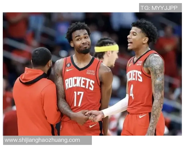 湖人对热火激战成败揭晓最后比分引发球迷热议 湖人对热火激战成败揭晓最后比分引发球迷热议