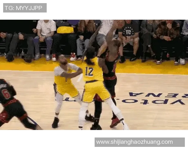 湖人公牛精彩对决全场回放重温经典瞬间与赛场激情 湖人公牛精彩对决全场回放重温经典瞬间与赛场激情