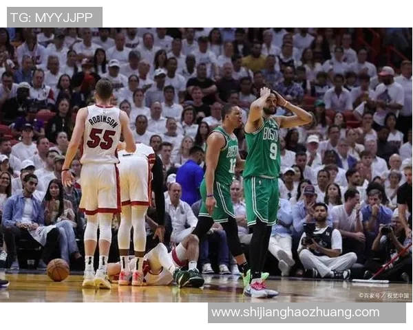 火箭队与国王队激战正酣2月7日精彩对决引发球迷热议 火箭队与国王队激战正酣2月7日精彩对决引发球迷热议