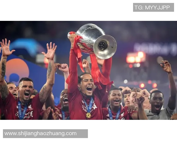 范戴克:从默默无闻到足坛巨星的传奇之路与成就解析 范戴克:从默默无闻到足坛巨星的传奇之路与成就解析