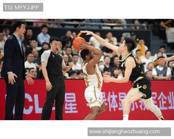 浙江队与广厦队三节激战回顾精彩瞬间与关键时刻分析