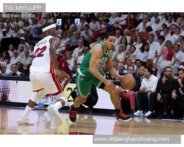 马尔科姆布罗格登的篮球之路与成就分析